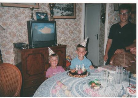 re   ses  encore  moi